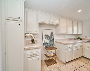 1417 S Marguerita - Photo Thumbnail 14