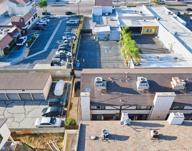1417 S Marguerita - Photo Thumbnail 45