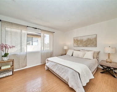 1417 S Marguerita - Photo Thumbnail 24
