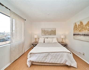 1417 S Marguerita - Photo Thumbnail 32