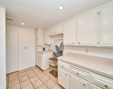 1417 S Marguerita - Photo Thumbnail 12