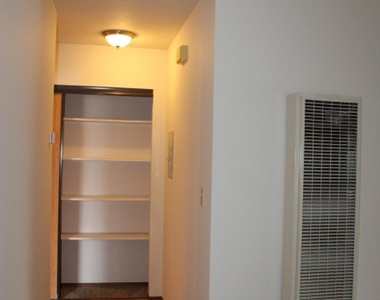 5619 Madison Ave - Photo Thumbnail 12