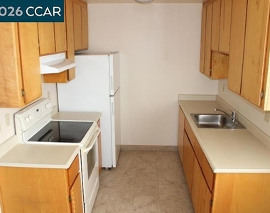 5619 Madison Ave - Photo Thumbnail 9