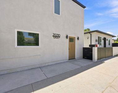 20212 W Gault Street - Photo Thumbnail 1