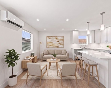 20212 W Gault Street - Photo Thumbnail 5