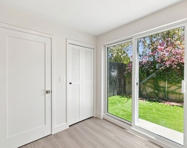 20212 W Gault Street - Photo Thumbnail 13