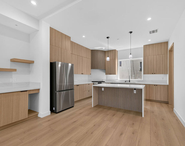 2424 N Council Street - Photo Thumbnail 2