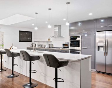 3235 Steven Drive - Photo Thumbnail 7