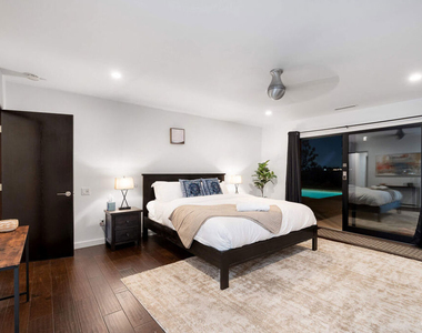 3235 Steven Drive - Photo Thumbnail 8