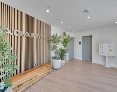 14419 Riverside Drive - Photo Thumbnail 25
