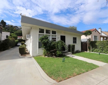 1805 Silver Lake Boulevard - Photo Thumbnail 21