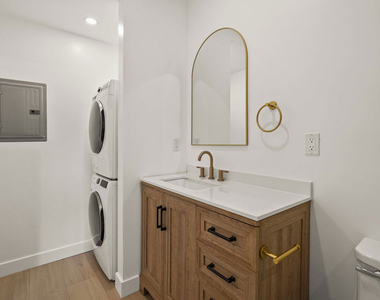 726 Pier Avenue - Photo Thumbnail 14
