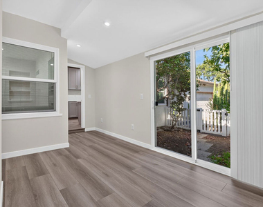 441 Dartmouth Road - Photo Thumbnail 36