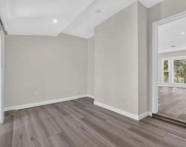 441 Dartmouth Road - Photo Thumbnail 34