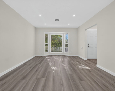 441 Dartmouth Road - Photo Thumbnail 11