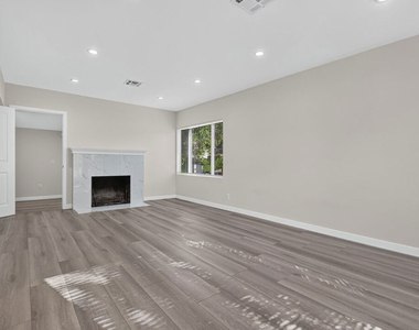 441 Dartmouth Road - Photo Thumbnail 10