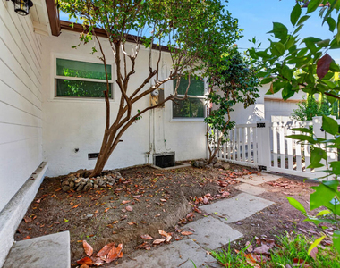 441 Dartmouth Road - Photo Thumbnail 38