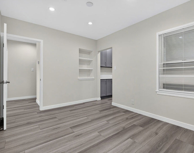 441 Dartmouth Road - Photo Thumbnail 17