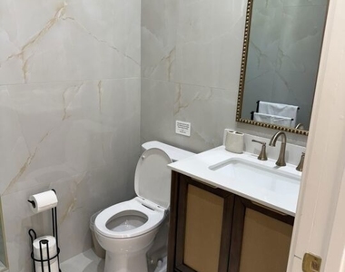 11313 Zelzah Avenue - Photo Thumbnail 8