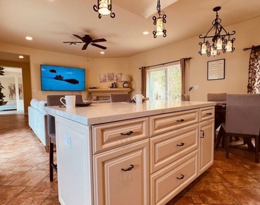 4324 Saltillo Street - Photo Thumbnail 11