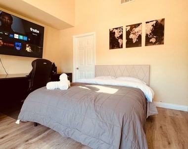 4324 Saltillo Street - Photo Thumbnail 13