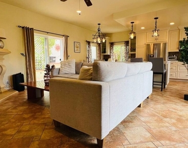 4324 Saltillo Street - Photo Thumbnail 12