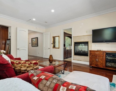 5303 Mecca Avenue - Photo Thumbnail 29