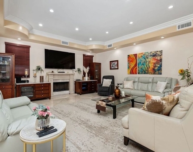 5303 Mecca Avenue - Photo Thumbnail 12