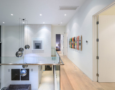 6660 Colgate Avenue - Photo Thumbnail 12