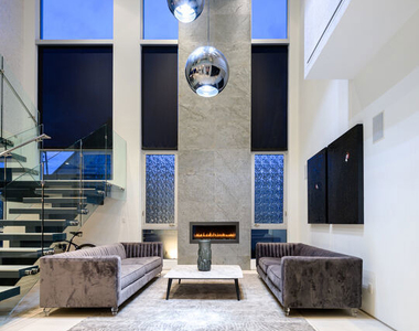 6660 Colgate Avenue - Photo Thumbnail 4