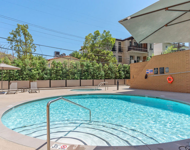 10430 Wilshire Boulevard - Photo Thumbnail 21