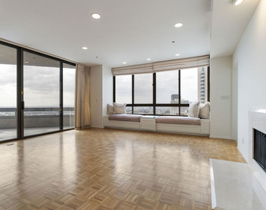10430 Wilshire Boulevard - Photo Thumbnail 4