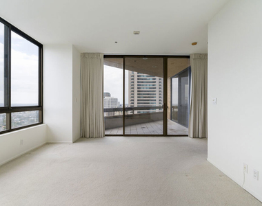 10430 Wilshire Boulevard - Photo Thumbnail 16