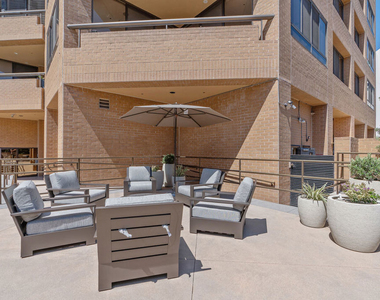10430 Wilshire Boulevard - Photo Thumbnail 23