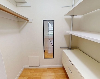 1731 Colby Avenue - Photo Thumbnail 7