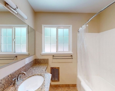 15031 Hartland Street - Photo Thumbnail 11