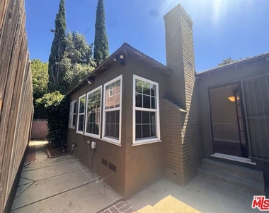 15031 Hartland Street - Photo Thumbnail 15