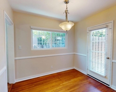 15031 Hartland Street - Photo Thumbnail 3