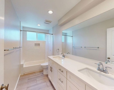 15033 Hartland Street - Photo Thumbnail 15