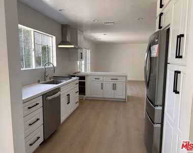 11960 Modjeska Place - Photo Thumbnail 15