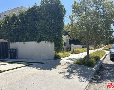 11960 Modjeska Place - Photo Thumbnail 3