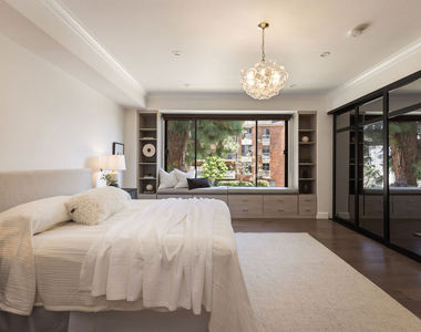 4460 Wilshire Boulevard - Photo Thumbnail 38