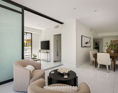 4460 Wilshire Boulevard - Photo Thumbnail 16