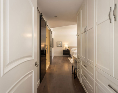 4460 Wilshire Boulevard - Photo Thumbnail 36