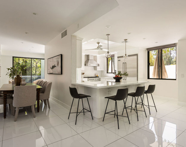 4460 Wilshire Boulevard - Photo Thumbnail 34
