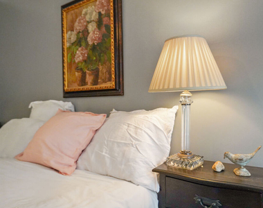 1233 N Crescent Heights Boulevard - Photo Thumbnail 26