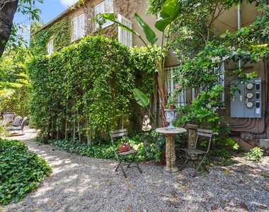 1233 N Crescent Heights Boulevard - Photo Thumbnail 13