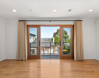 6152 W 77th Street - Photo Thumbnail 6