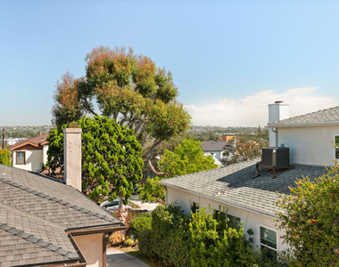6152 W 77th Street - Photo Thumbnail 11