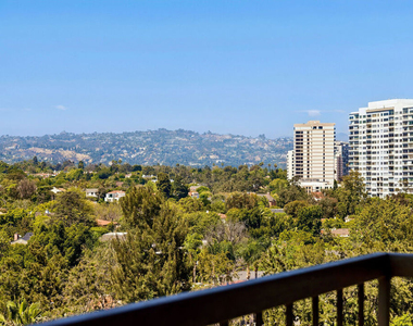 10747 Wilshire Boulevard - Photo Thumbnail 16